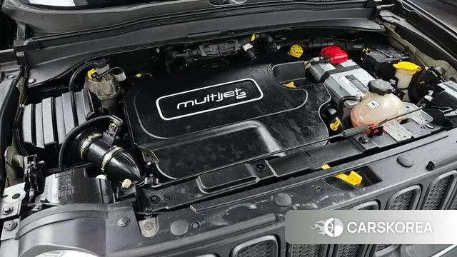 Jeep Renegade id 3789495 из Кореи 16