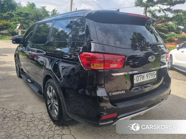 Kia The New Carnival id 3061055 из Кореи 16