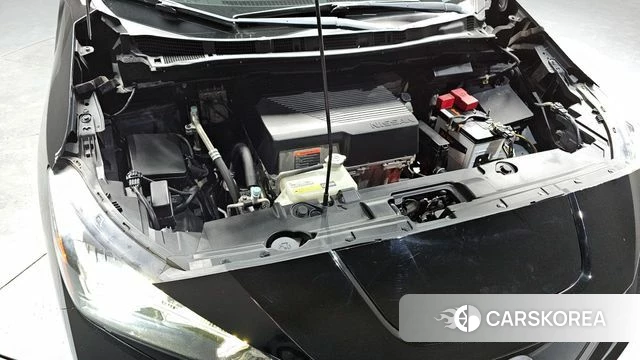 Nissan Leaf (ZE1) id 3899600 из Кореи 16