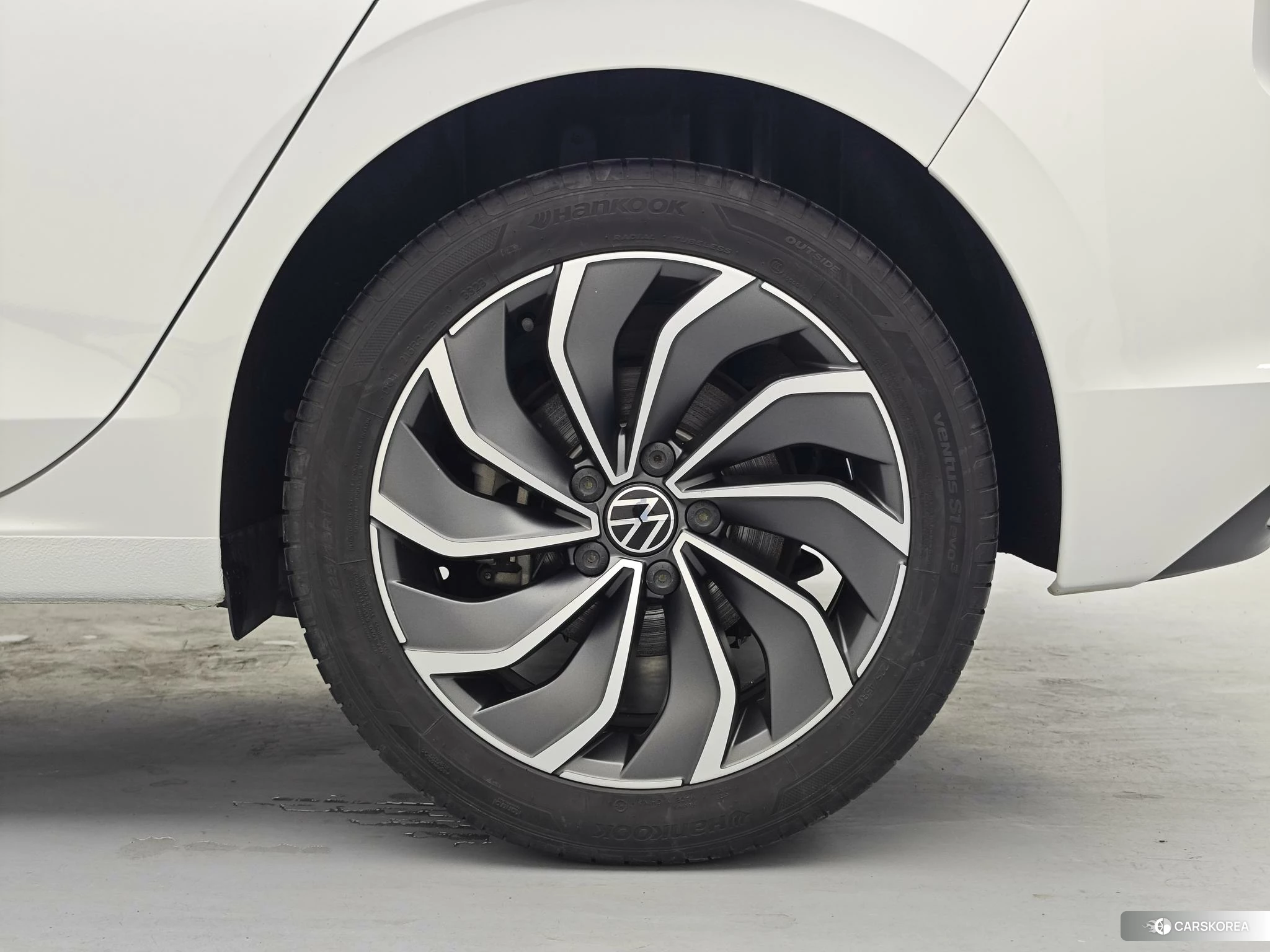 Volkswagen Golf id 4513688 из Китая 16