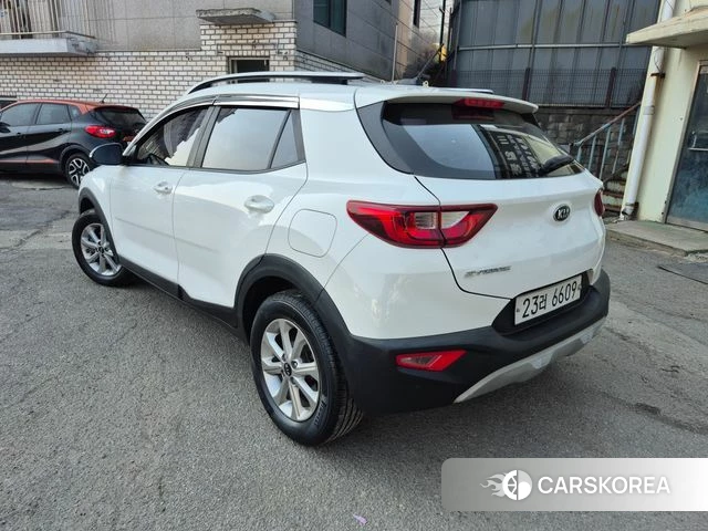 Kia Stonic id 3845741 из Кореи 16