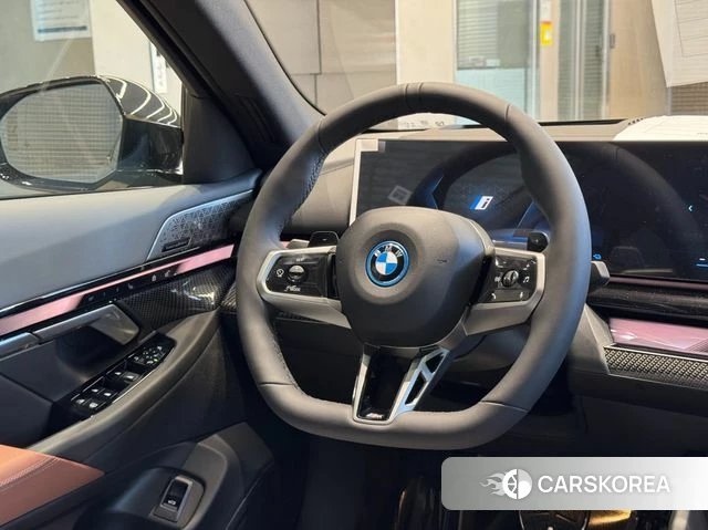 BMW 5 Series (G60) 2026 Черный из Кореи, фото 6