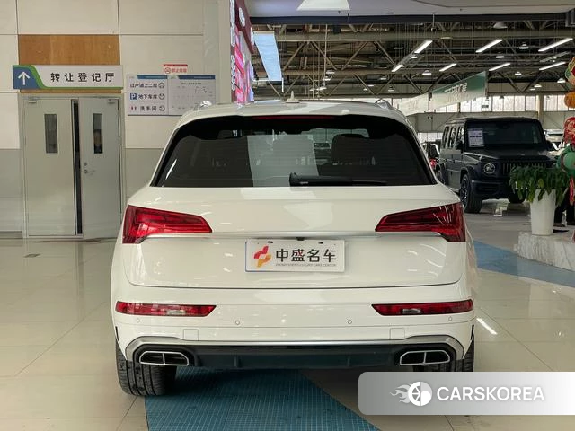 Audi Q5L id 3855983 из Китая 26