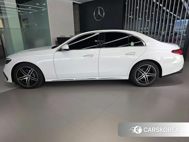 Mercedes-Benz E-Class W214 id 4870610 из Кореи 15