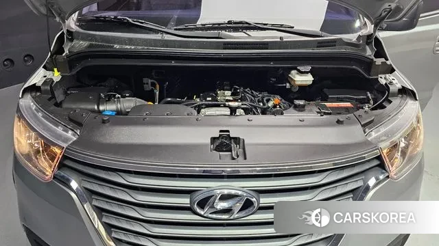 Hyundai The New Grand Starex id 3557621 из Кореи 16