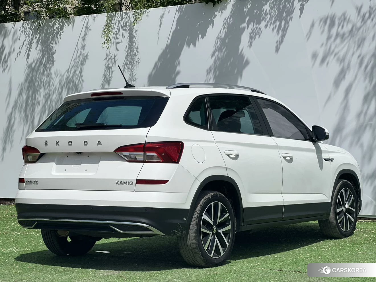 Skoda Komick 2022 Белый из Китая, фото 6
