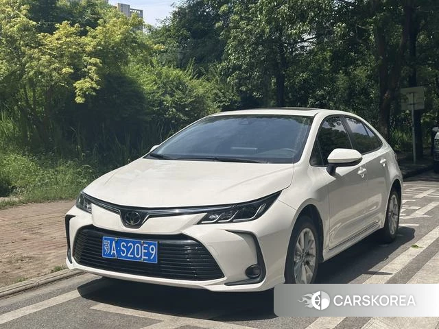 Toyota Corolla 2022 Белый из Китая, фото 6