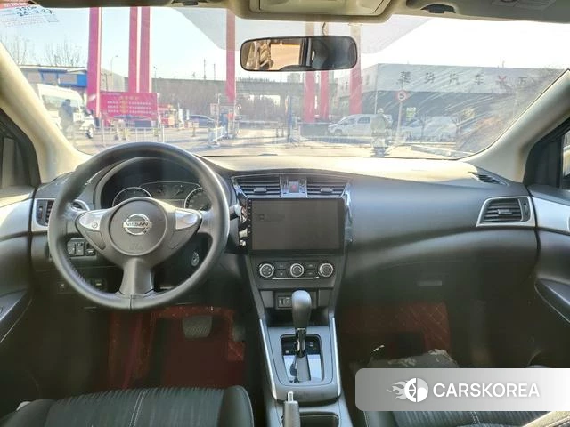 Nissan Xuan Yi 2024 Темно-серый из Китая, фото 6