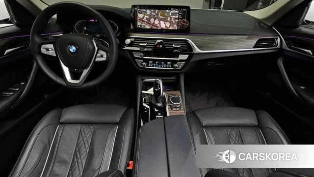 BMW 5 Series (G30) id 4408598 из Кореи 29
