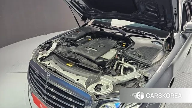Mercedes-Benz E-Class W213 id 3220945 из Кореи 16