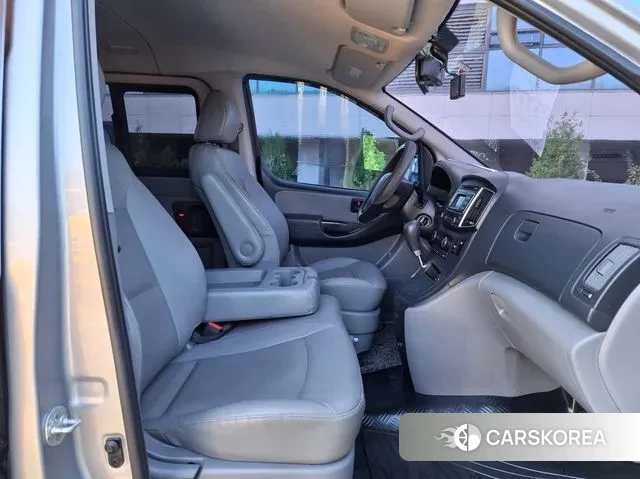 Hyundai The New Grand Starex id 3619508 из Кореи 12