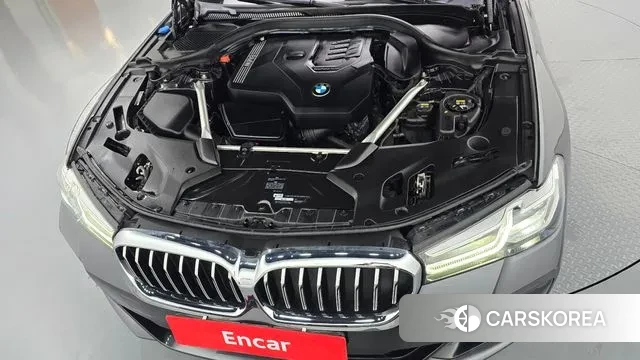 BMW 5 Series (G30) id 3362134 из Кореи 16