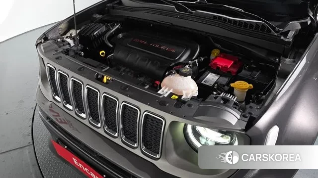 Jeep Renegade id 3443824 из Кореи 17