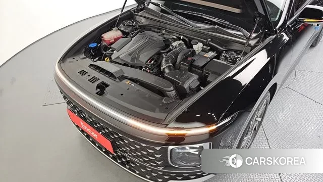 Hyundai Grandeur (GN7) id 3560602 из Кореи 16