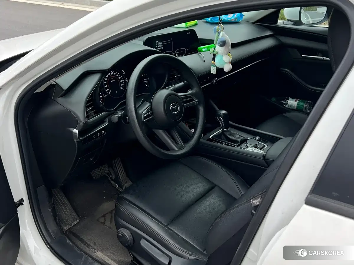 Mazda 3 2022 Белый из Китая, фото 6