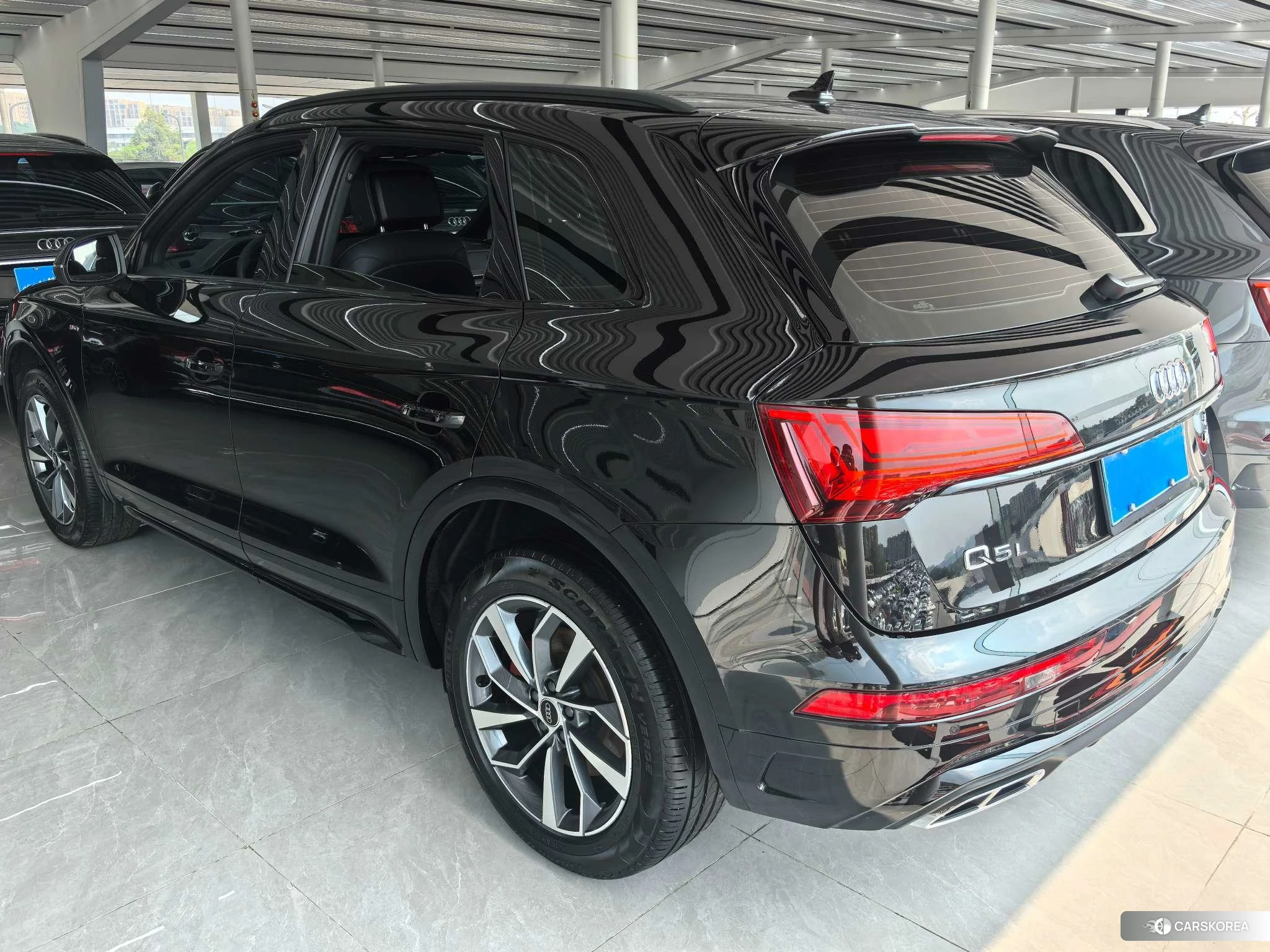 Audi Q5L id 4441210 из Китая 11