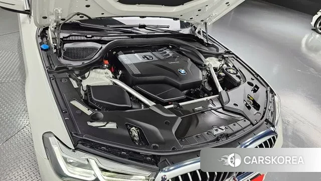 BMW 5 Series (G30) id 2974901 из Кореи 16