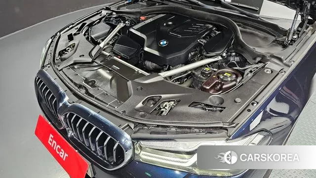 BMW 5 Series (G30) id 3361625 из Кореи 16