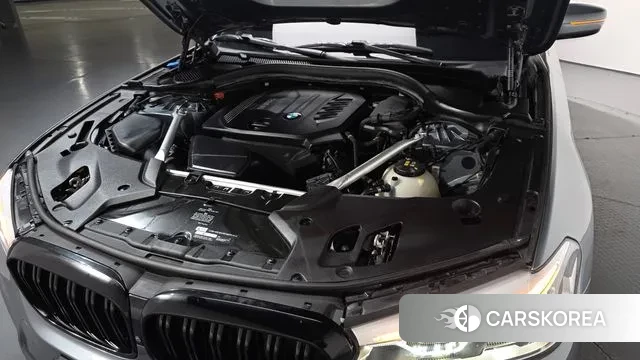 BMW 5 Series (G30) id 3061030 из Кореи 16