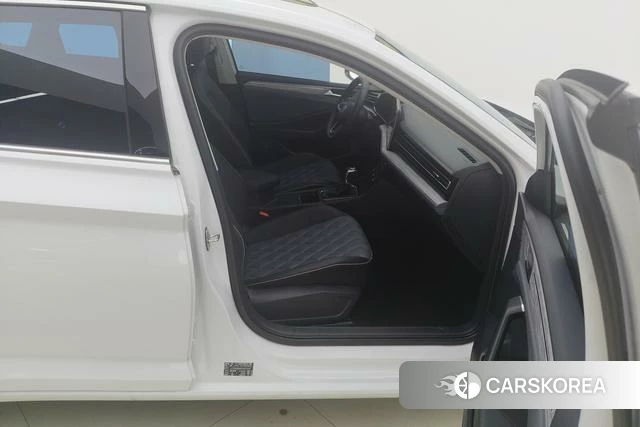 Volkswagen Sagitar id 4298009 из Китая 13