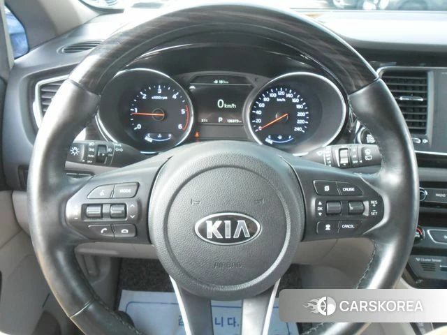 Kia The New Carnival id 4694147 из Кореи 16