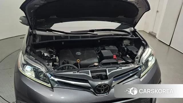 Toyota Sienna id 2976556 из Кореи 16