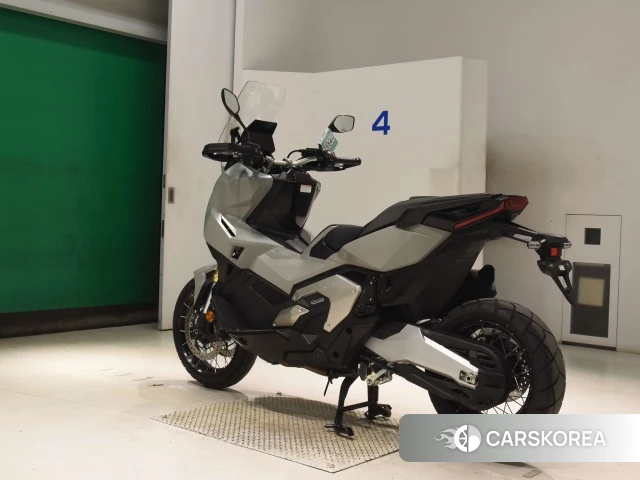 Проданный Honda X-ADV 750 id 4348105 из Японии, фото 6