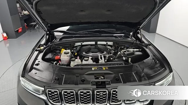 Jeep Grand Cherokee (WL) id 2974335 из Кореи 16