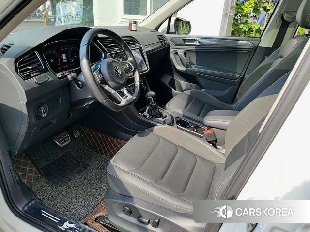 Volkswagen Tiguan L 2021 Белый из Китая, фото 6