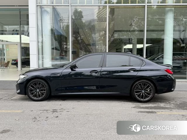 BMW 3 series 2024 Черный из Китая, фото 6