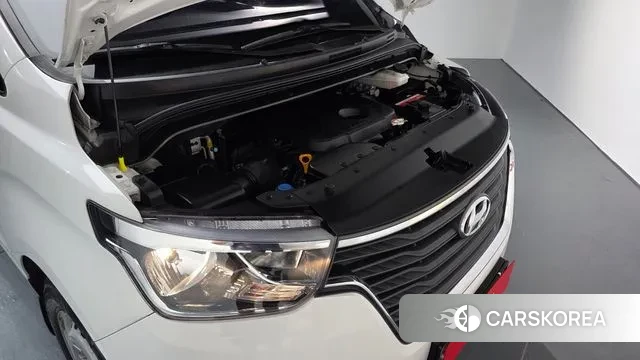 Hyundai The New Grand Starex id 3034018 из Кореи 16