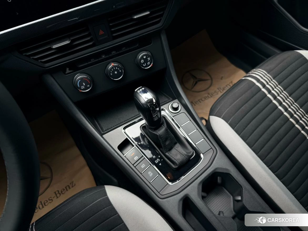 Volkswagen Bora id 4498954 из Китая 17