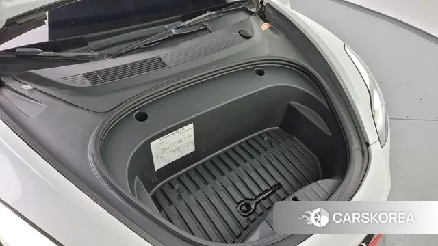 Tesla Model 3 id 2884830 из Кореи 16