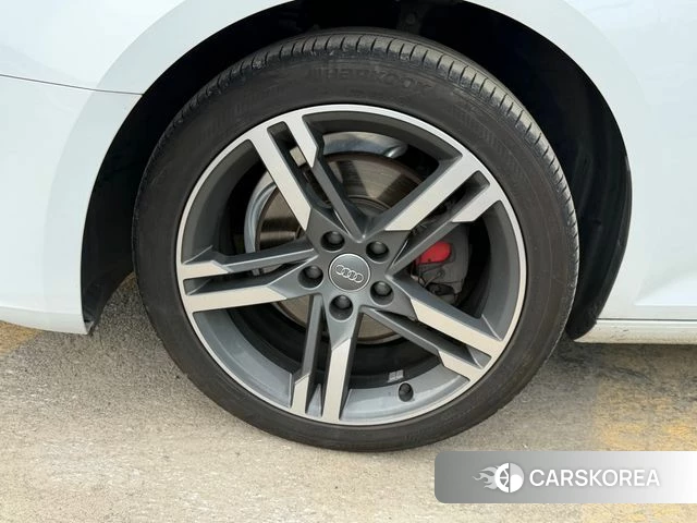 Audi A4 (B9) id 4637725 из Кореи 7