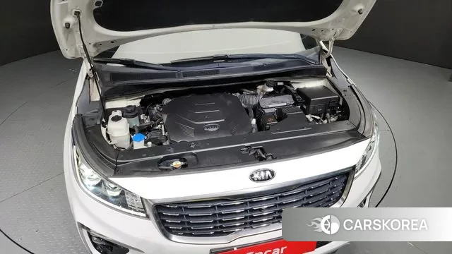 Kia The New Carnival id 2902810 из Кореи 16