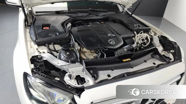 Mercedes-Benz E-Class W213 id 4251268 из Кореи 29