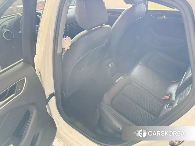 Audi A3 2021 Белый из Китая, фото 6