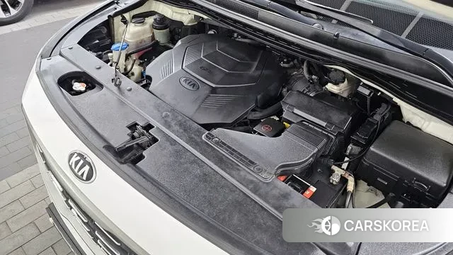 Kia The New Carnival id 3171330 из Кореи 16