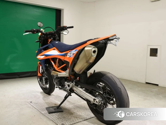 KTM 690 SMC R id 4367995 из Японии 6