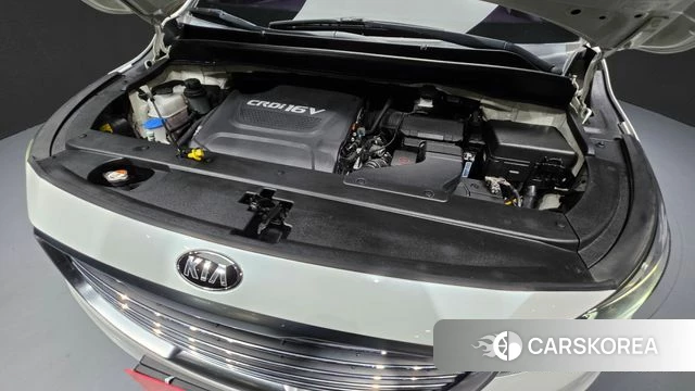 Kia All New Carnival id 4658498 из Кореи 32