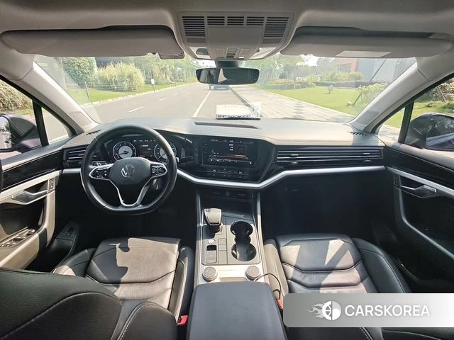 Volkswagen Touareg id 4259854 из Китая 14