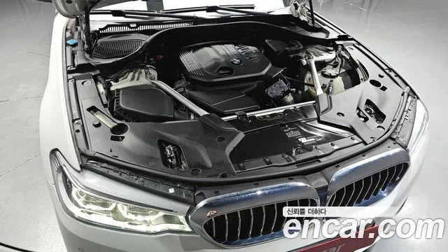 BMW 5 Series (G30) id 2891451 из Кореи 16