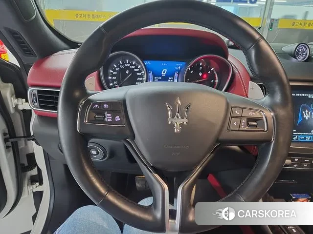 Maserati Levante id 3060248 из Кореи 9