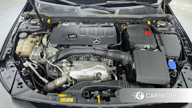 Mercedes-Benz A-Class W177 id 3813649 из Кореи 16