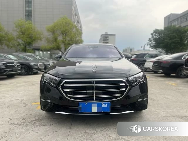 Mercedes-Benz E-class 2024 Черный из Китая, фото 6