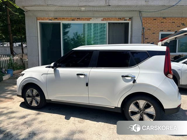 Kia Soul Booster EV id 4317856 из Кореи 10