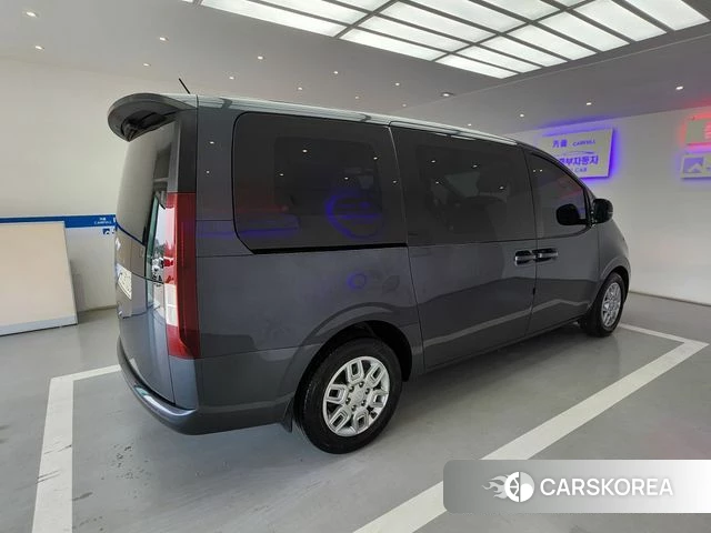 Hyundai Staria id 4293415 из Кореи 16