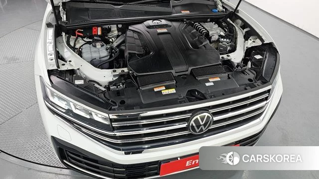 Volkswagen Touareg 3rd generation id 3940037 из Кореи 16