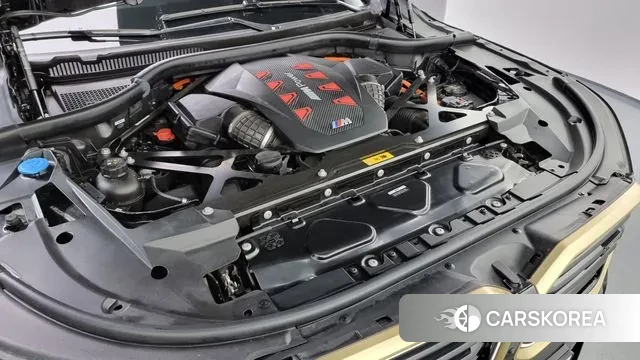 BMW XM (G09) id 2883939 из Кореи 16