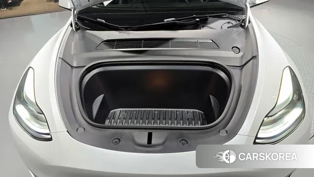 Tesla Model Y id 3052741 из Кореи 16